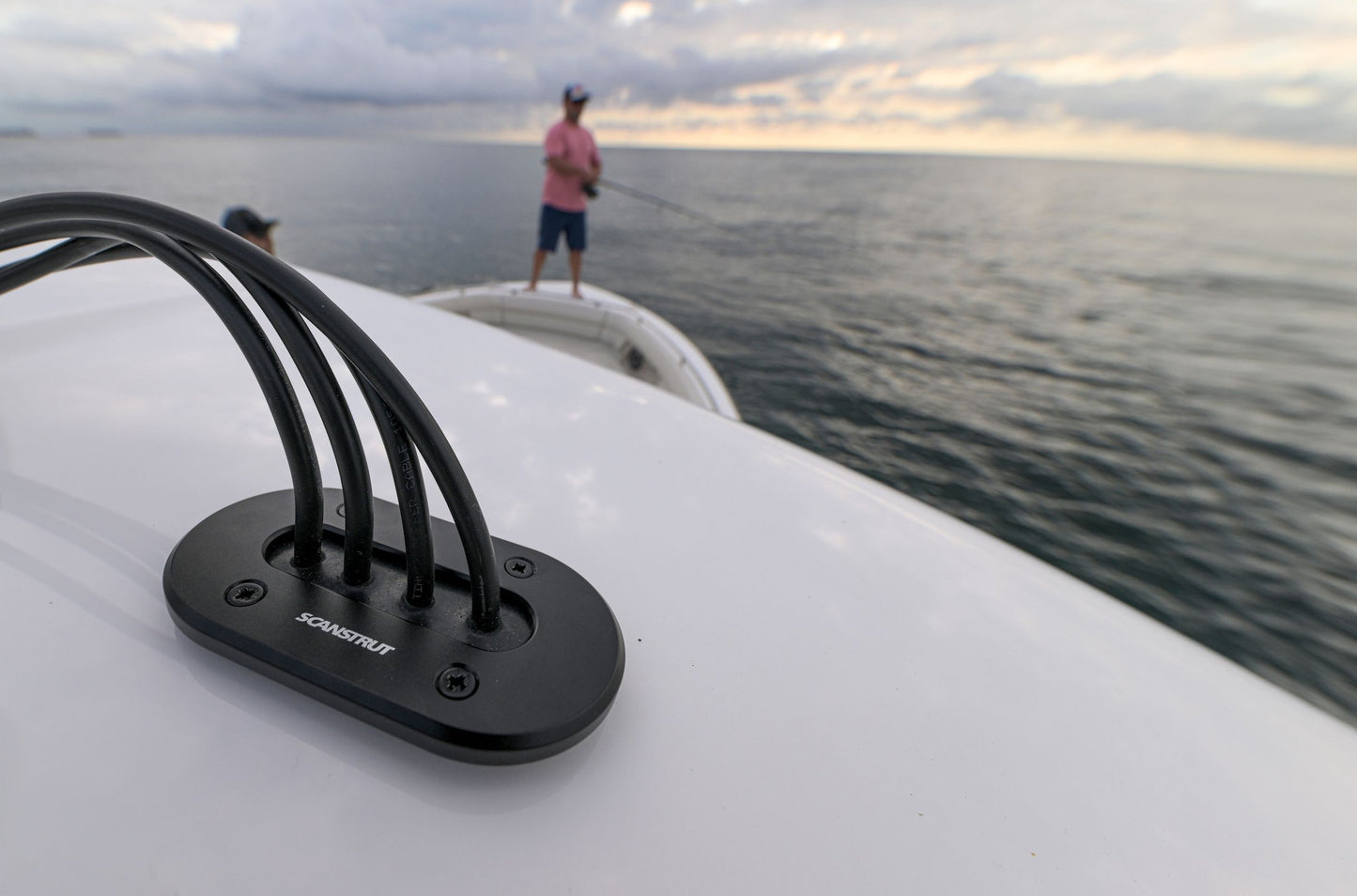 Scanstrut - Low Profile Multi Cable Seal – Black